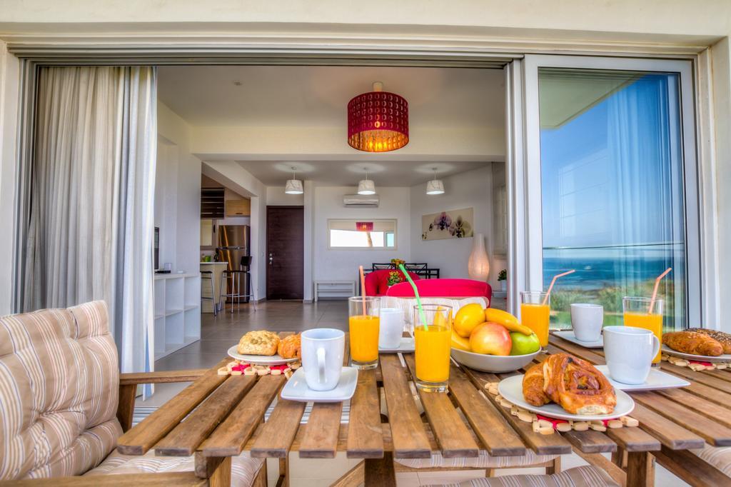 Beachfront Trident Protaras Exteriör bild