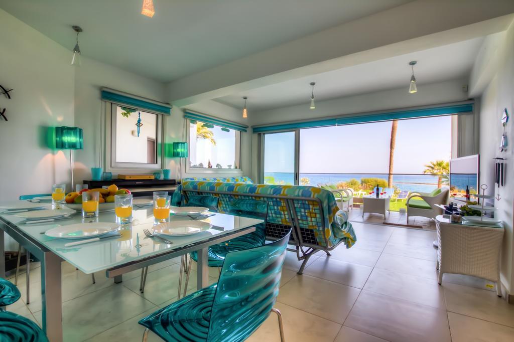 Beachfront Trident Protaras Exteriör bild